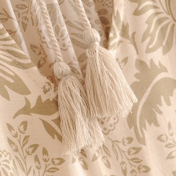 Boho 60’s Floral Gypsy Print Ruffle Dress Tan Nude - Picture 10 of 16